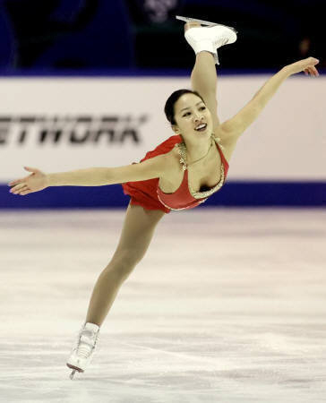 滑冰名將關穎珊下嫁白宮高官 軍隊開道當眾熱吻排場大