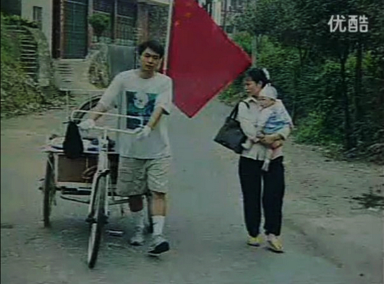 小麥島流浪王 中國(guó)阿甘騎三輪走中國(guó)