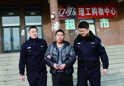 大學生借包車騙百人票款 潛伏QQ群偵查警方動向 大學生借包車騙百人票款 潛伏QQ群偵查警方動向