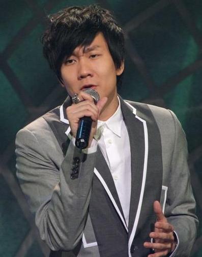 揭蛇年年終獎(jiǎng)出手闊綽的明星老板：黃曉明送員工豪車(chē)