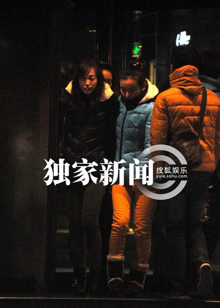 王寶強(qiáng)攜嬌妻吃火鍋解饞