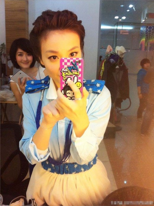 芒果臺(tái)美女主持PK 都很養(yǎng)眼啊