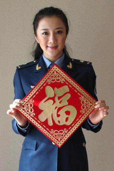 央視蛇年春晚現(xiàn)睡覺(jué)姐 盤點(diǎn)春晚意外走紅觀眾