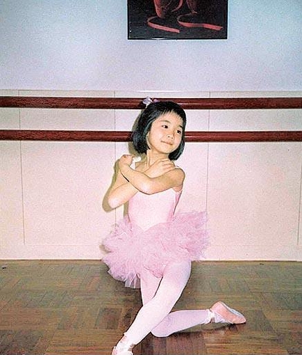 曝明星幼時(shí)舊照個(gè)個(gè)是小可愛