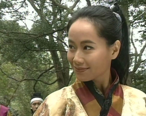 紅花漸成綠葉 看誰還有翻身機(jī)會