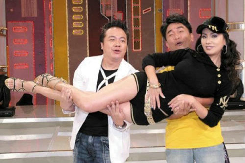 揭秘臺(tái)灣藝人的生存實(shí)況：被潛、被虐、被賣肉！