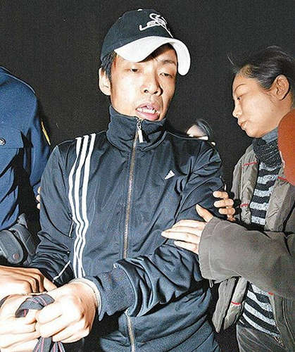 揭秘臺灣藝人的生存實況：被潛、被虐、被賣肉！