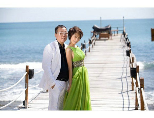 揭秘臺(tái)灣藝人的生存實(shí)況：被潛、被虐、被賣(mài)肉！