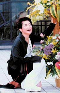 揭秘臺灣藝人的生存實況：被潛、被虐、被賣肉！