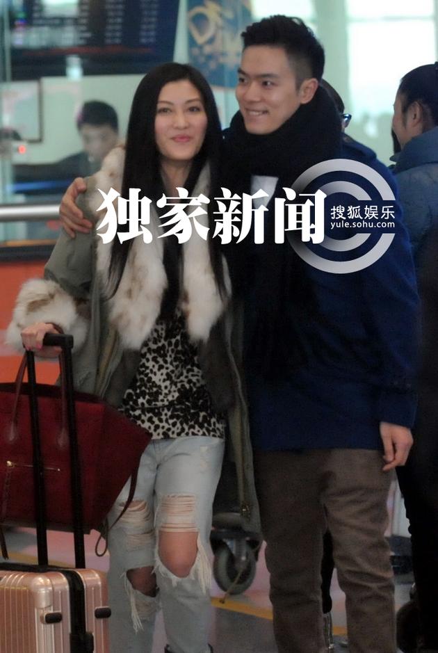 李彩樺富二代男友曝光 機場相擁