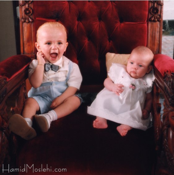 邁克爾杰克遜罕見(jiàn)家庭照曝光 慈父溫馨抱兒女