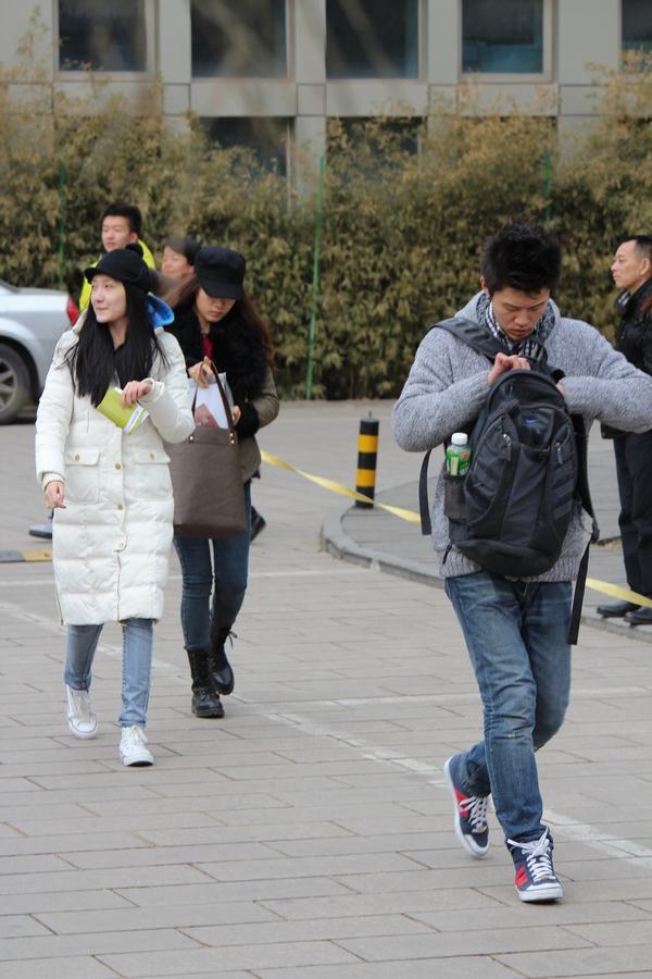 北影放榜日藝考群芳斗艷 時(shí)裝秀素顏秀誰才是未來之星