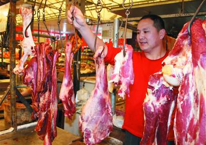牛羊肉價(jià)格一路猛升 牛魔王羊貴妃惹不起