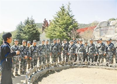 四川涼山軍分區(qū)專題教育整頓堅持不解決問題不罷手 四川涼山軍分區(qū)專題教育整頓堅持不解決問題不罷手