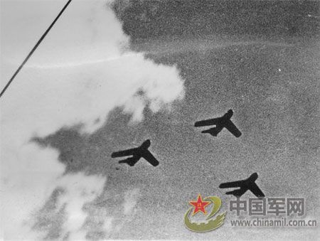 1949年開國(guó)大典閱兵(組圖)